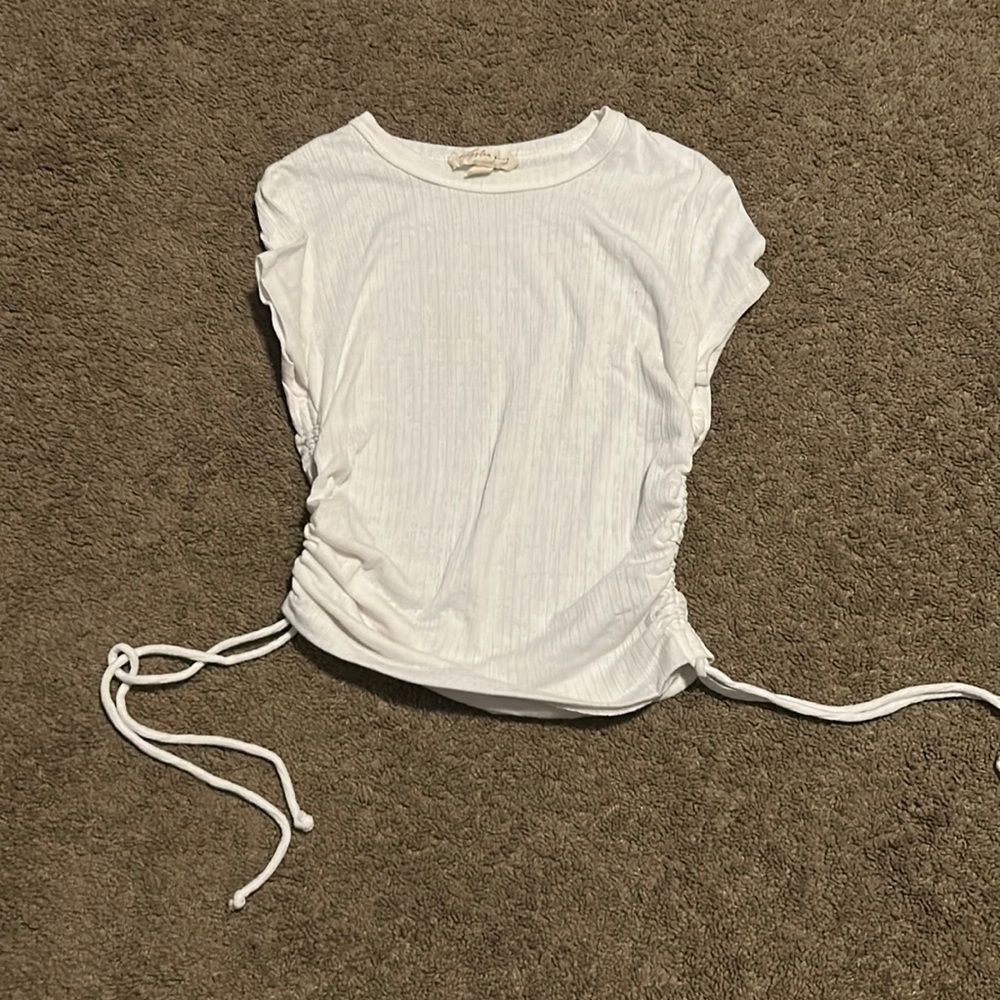 Women’s top with ties on side
